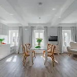 Smile Zum Goldenen Strauss Apartment Duernstein