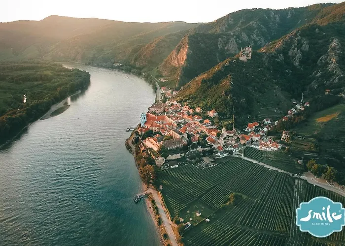 Smile Zum Goldenen Strauss *